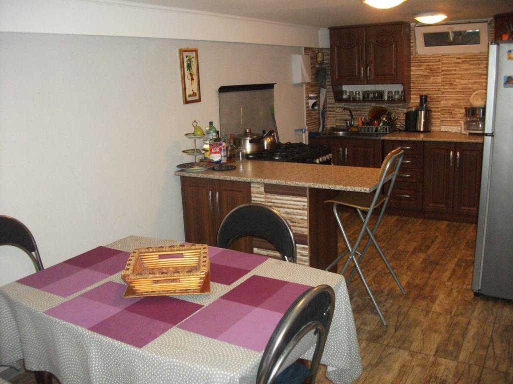 Lea Guest House Tbilisi Ngoại thất bức ảnh