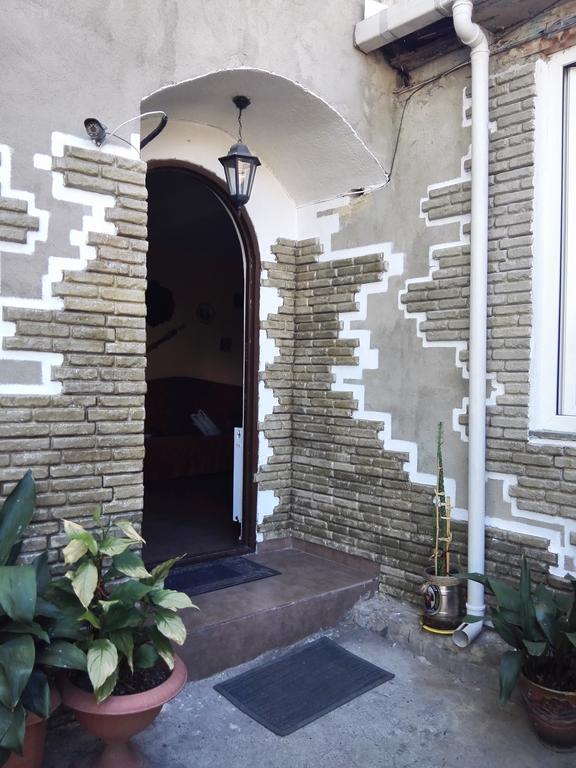 Lea Guest House Tbilisi Ngoại thất bức ảnh