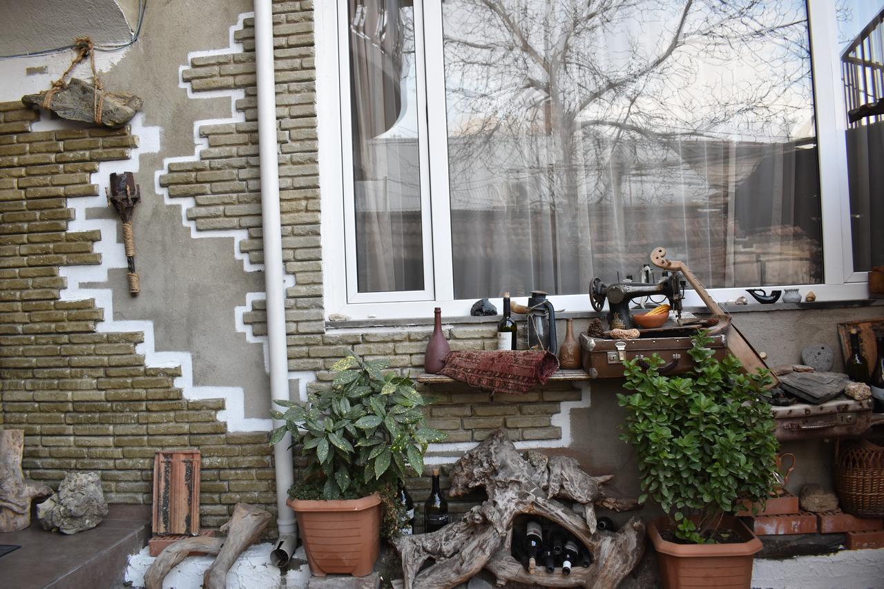 Lea Guest House Tbilisi Ngoại thất bức ảnh