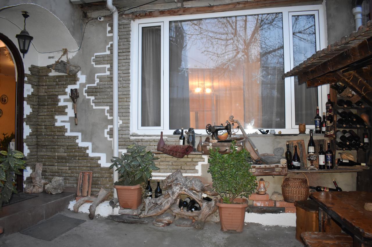 Lea Guest House Tbilisi Ngoại thất bức ảnh